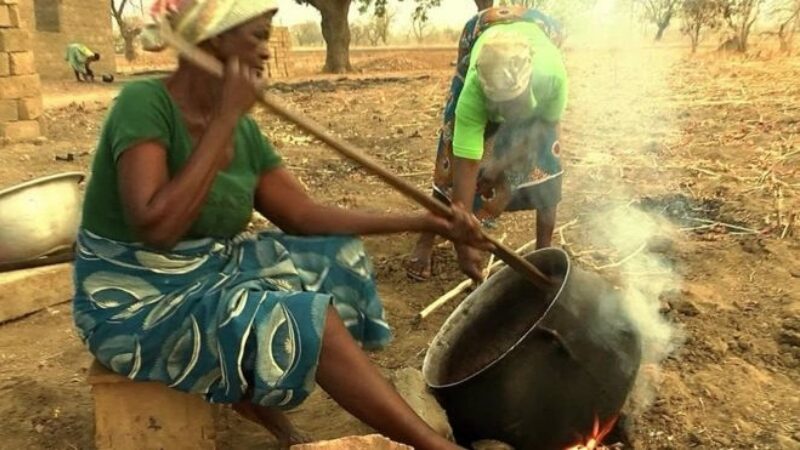 Ghana Roasting Shea Nuts
